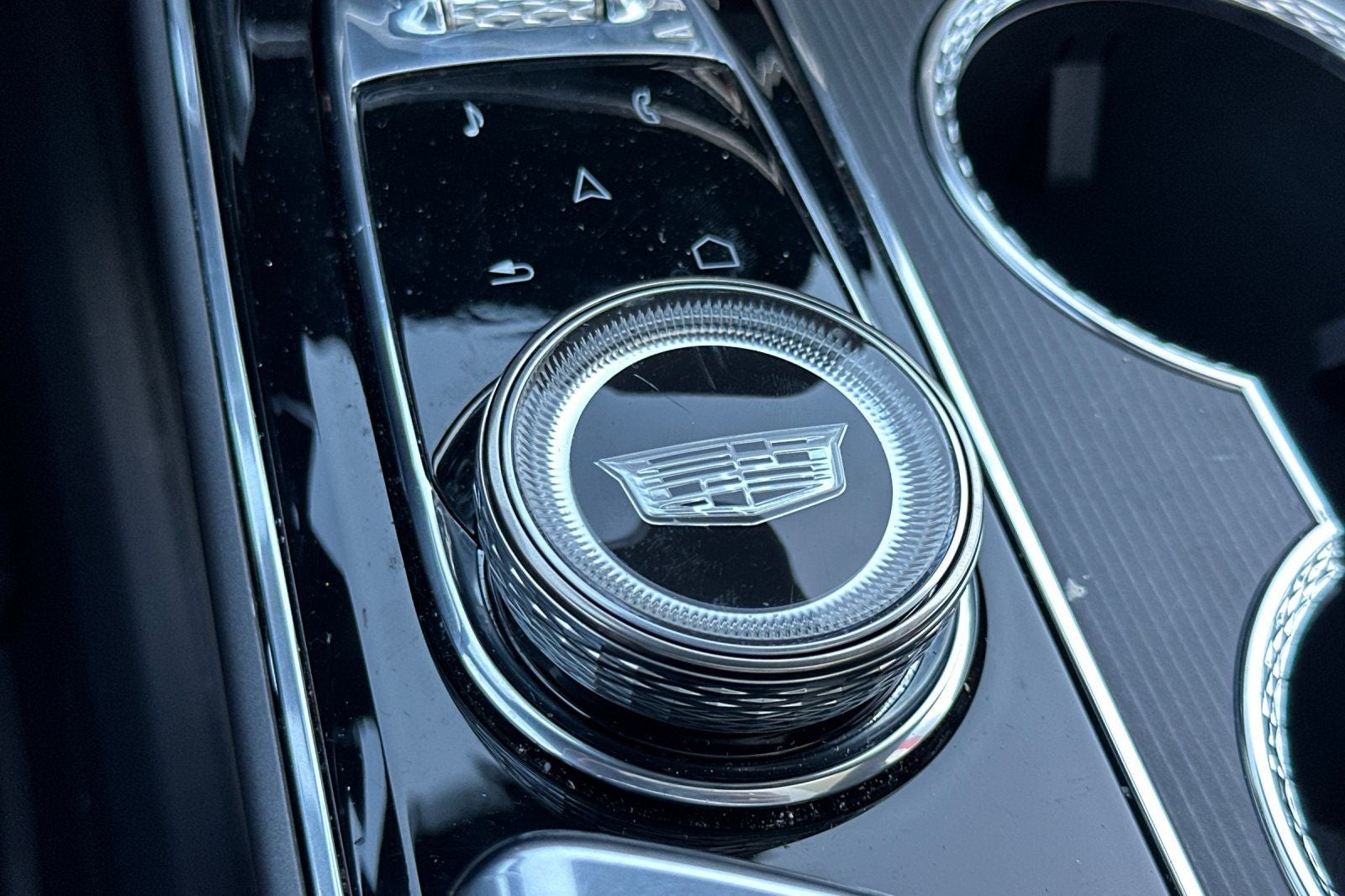 2026 Cadillac LYRIQ Signature Sport