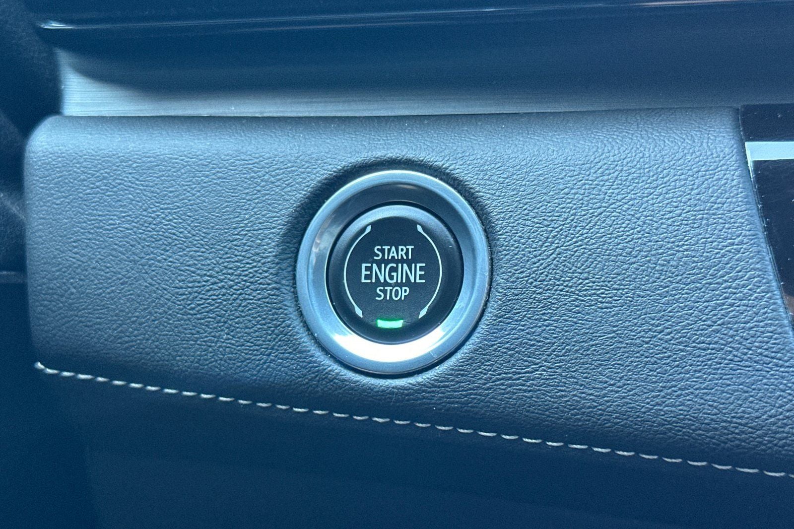 2022 Cadillac Escalade Luxury