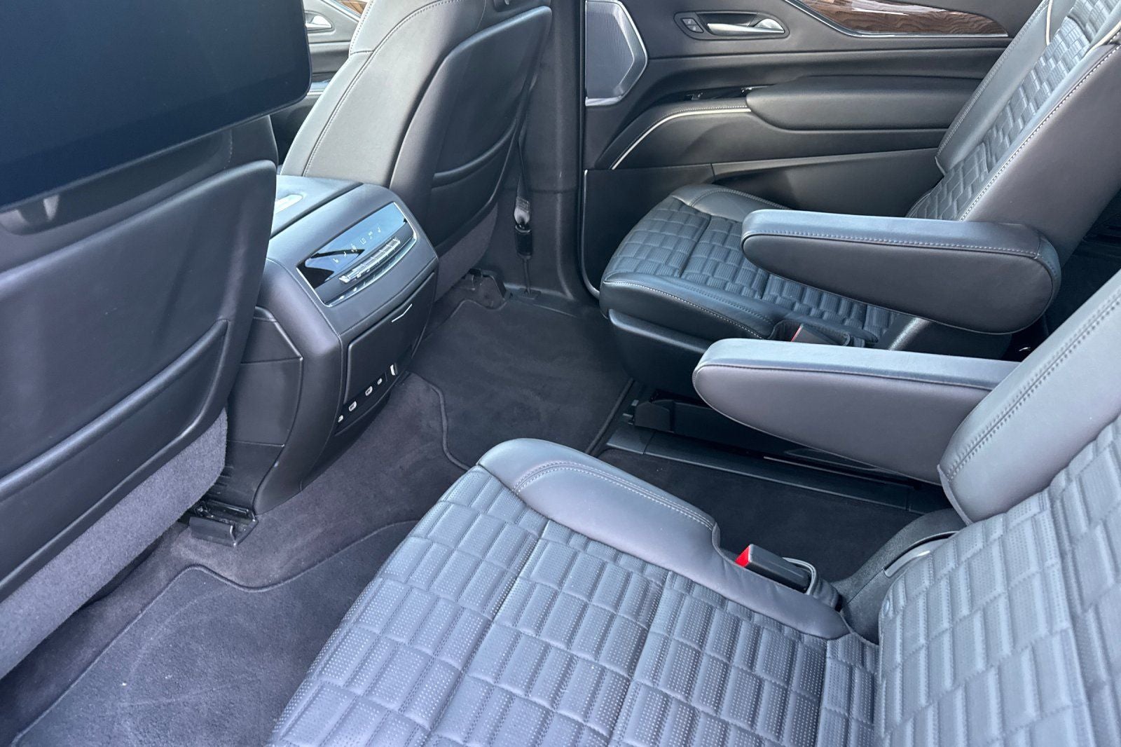 2024 Cadillac Escalade Premium Luxury Platinum