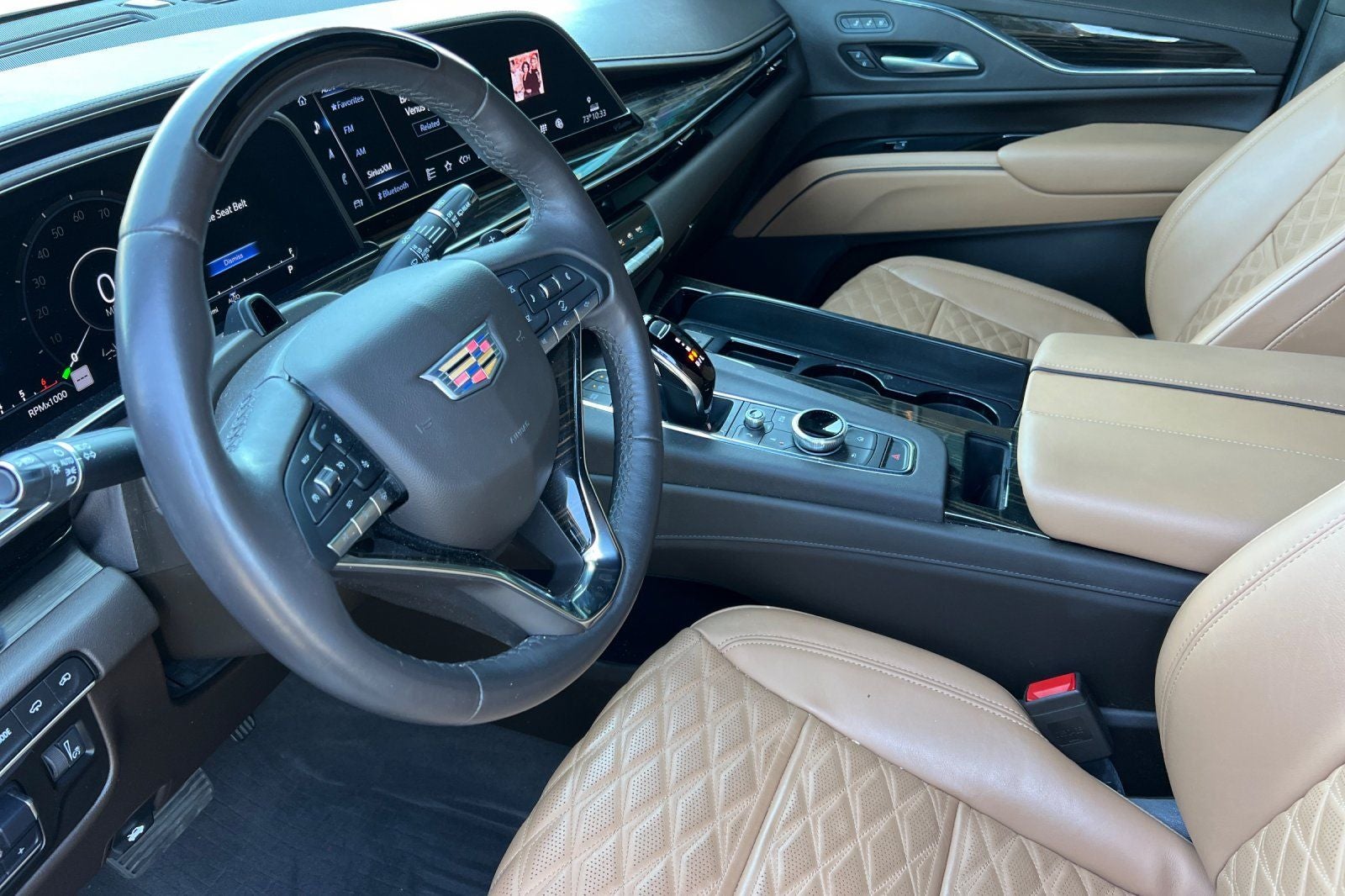 2024 Cadillac Escalade Sport