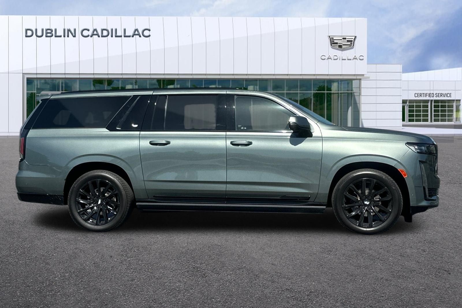 2023 Cadillac Escalade ESV Sport