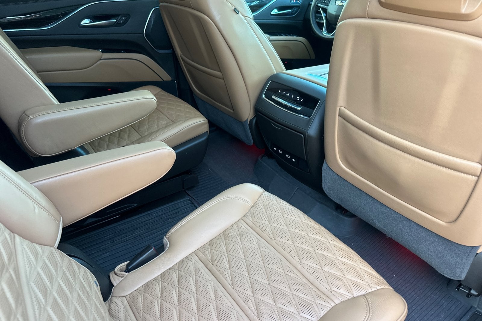 2023 Cadillac Escalade ESV Sport