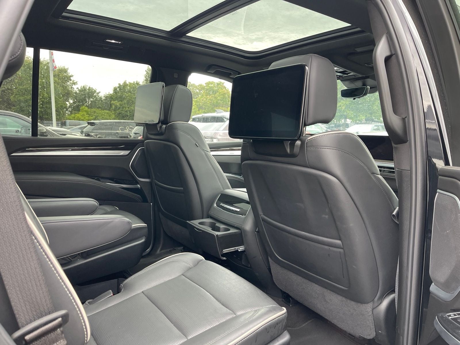 2025 Cadillac Escalade Premium Luxury