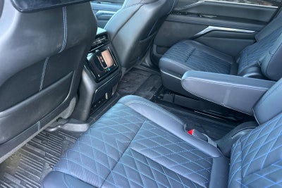 2025 Cadillac ESCALADE IQ Sport 1