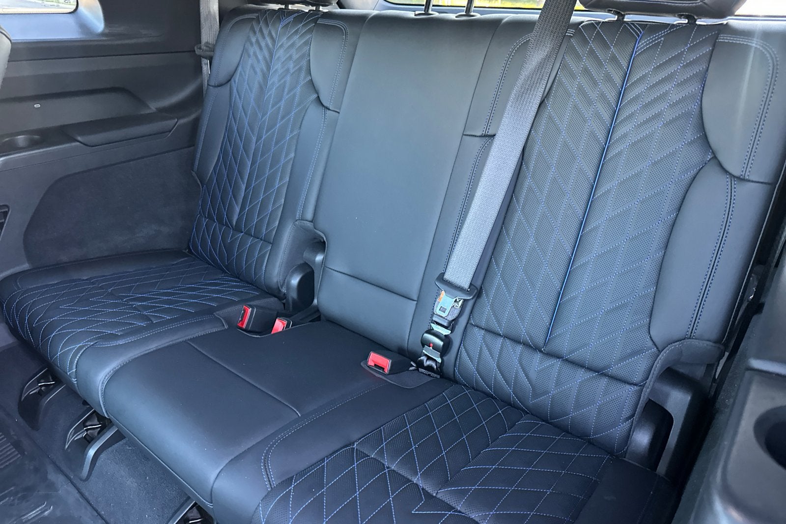 2025 Cadillac ESCALADE IQ Sport 1