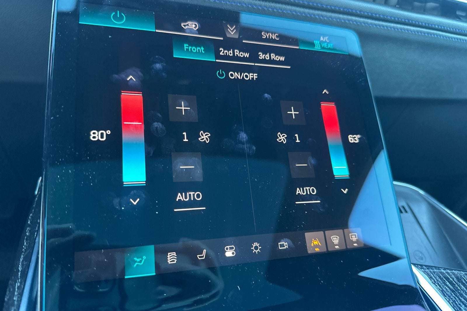 2025 Cadillac ESCALADE IQ Sport 1