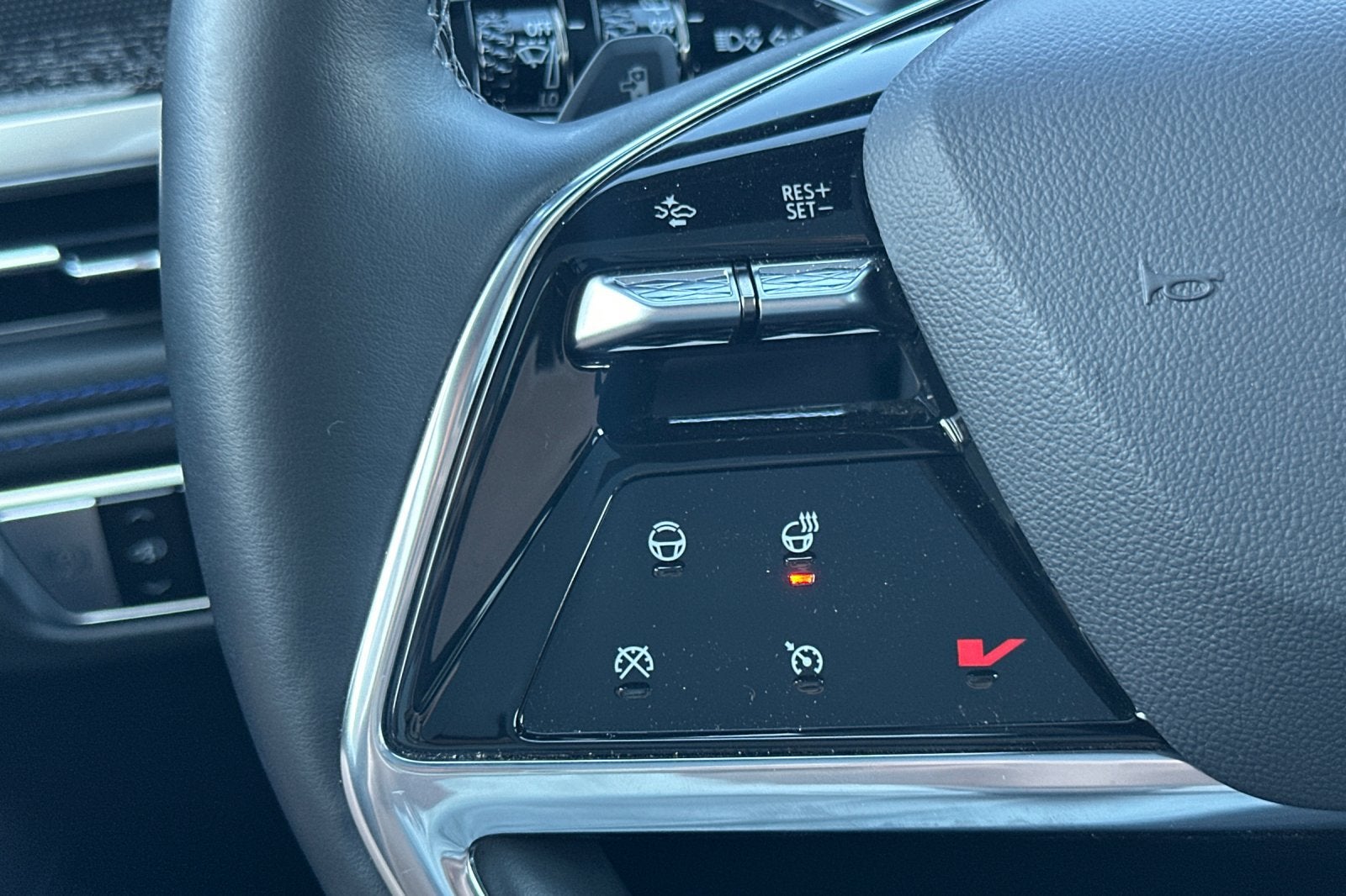 2025 Cadillac ESCALADE IQ Sport 1