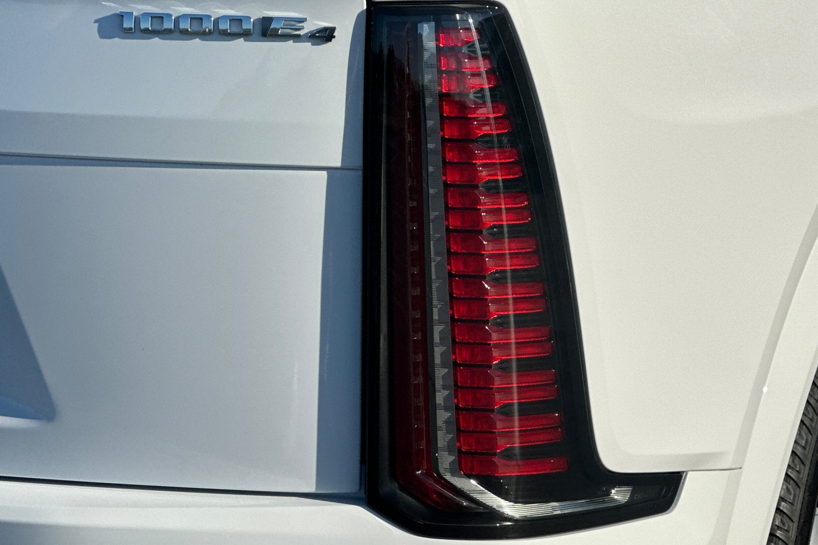 2025 Cadillac ESCALADE IQ Sport 1