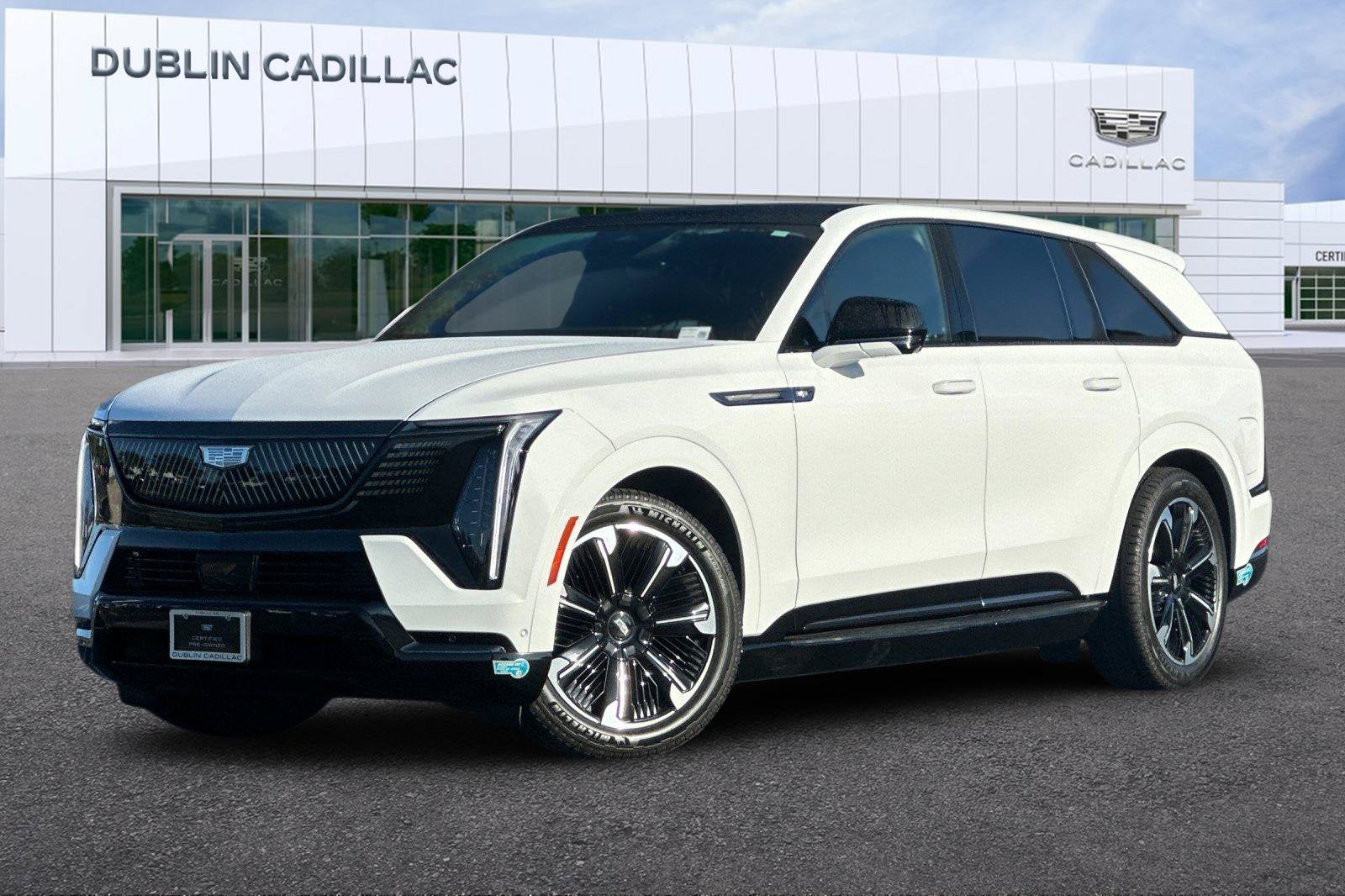 2025 Cadillac ESCALADE IQ Sport 1