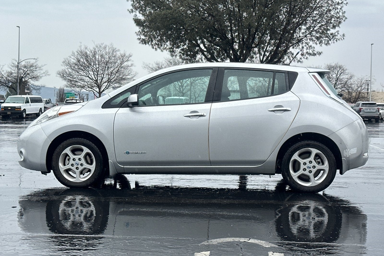 2013 Nissan Leaf SV