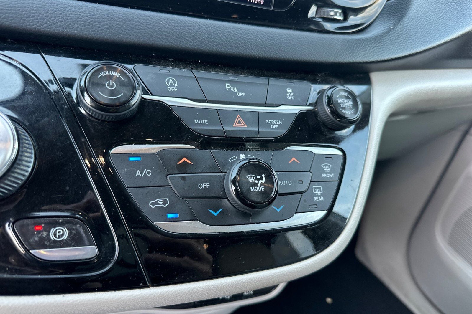 2018 Chrysler Pacifica Touring L Plus