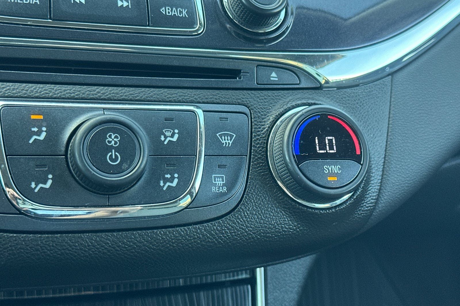 2017 Chevrolet Impala LT 1LT