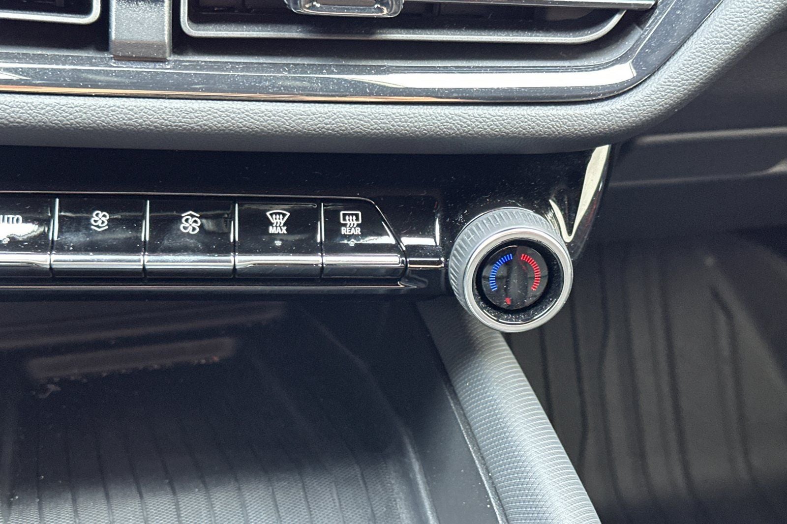 2024 Chevrolet Equinox EV RS