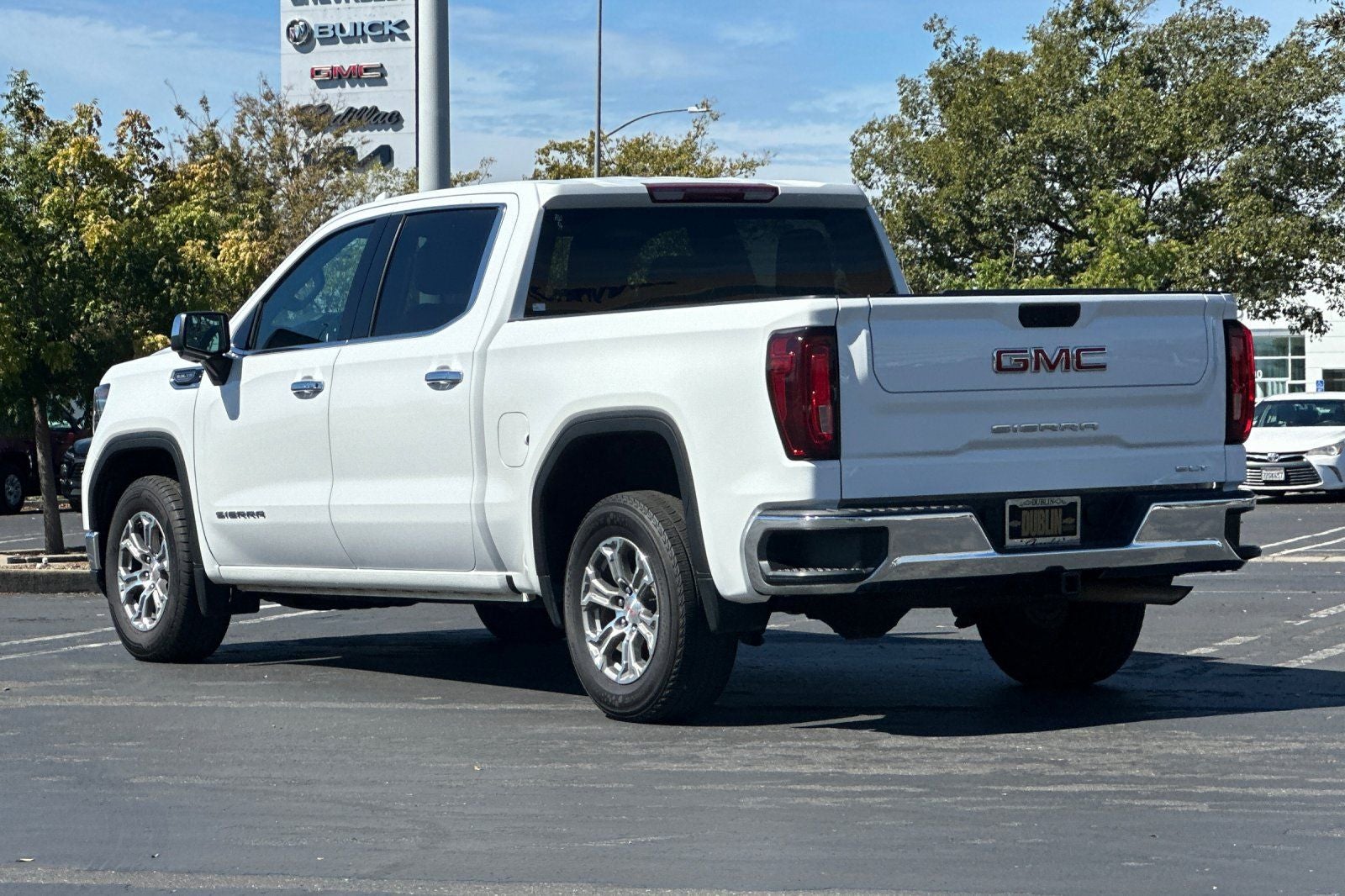 2024 GMC Sierra 1500 SLT