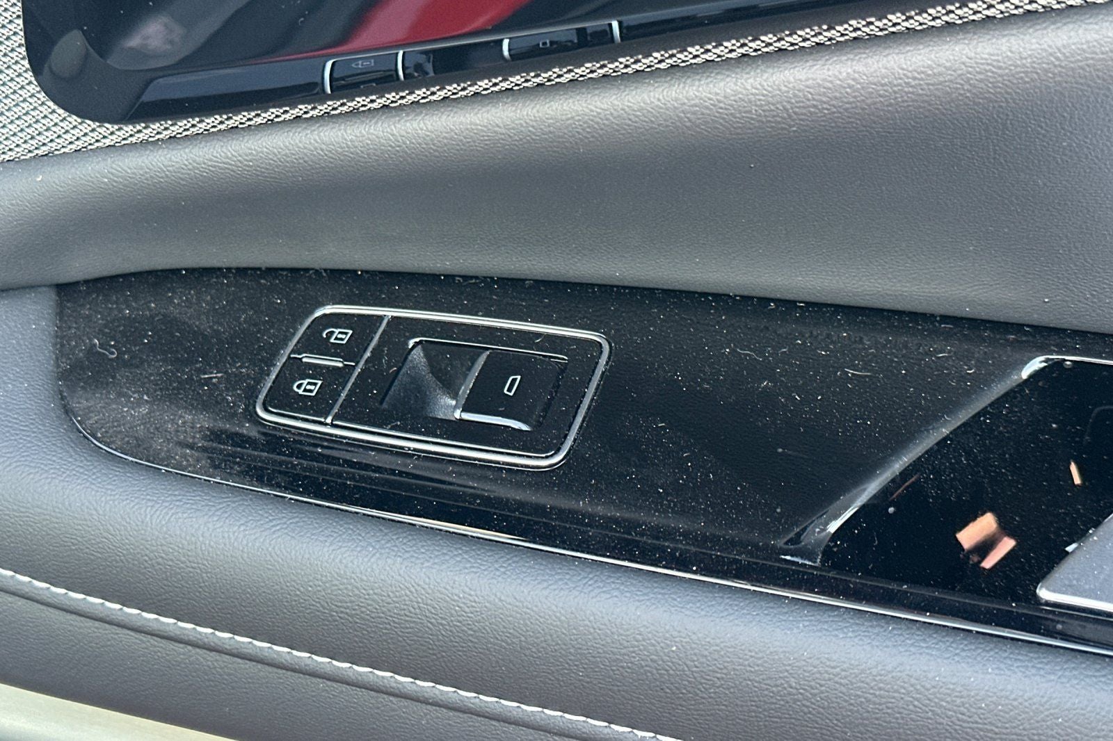 2025 Cadillac OPTIQ Sport 2
