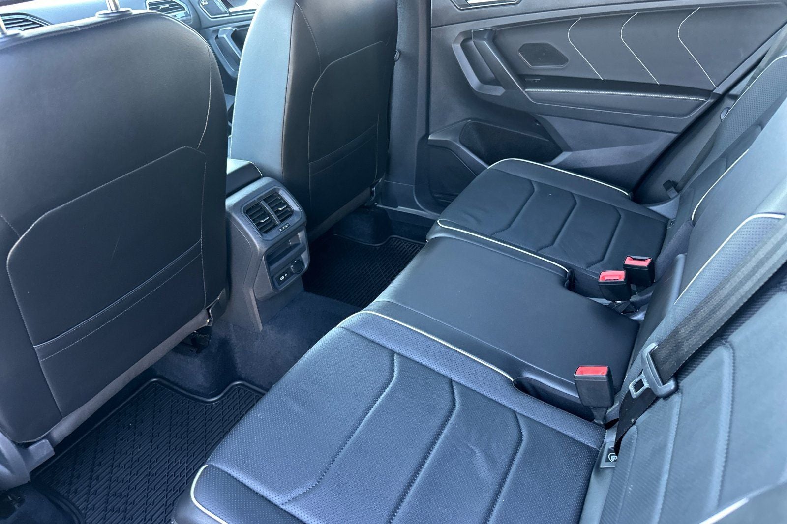 2022 Volkswagen Tiguan 2.0T SEL R-Line