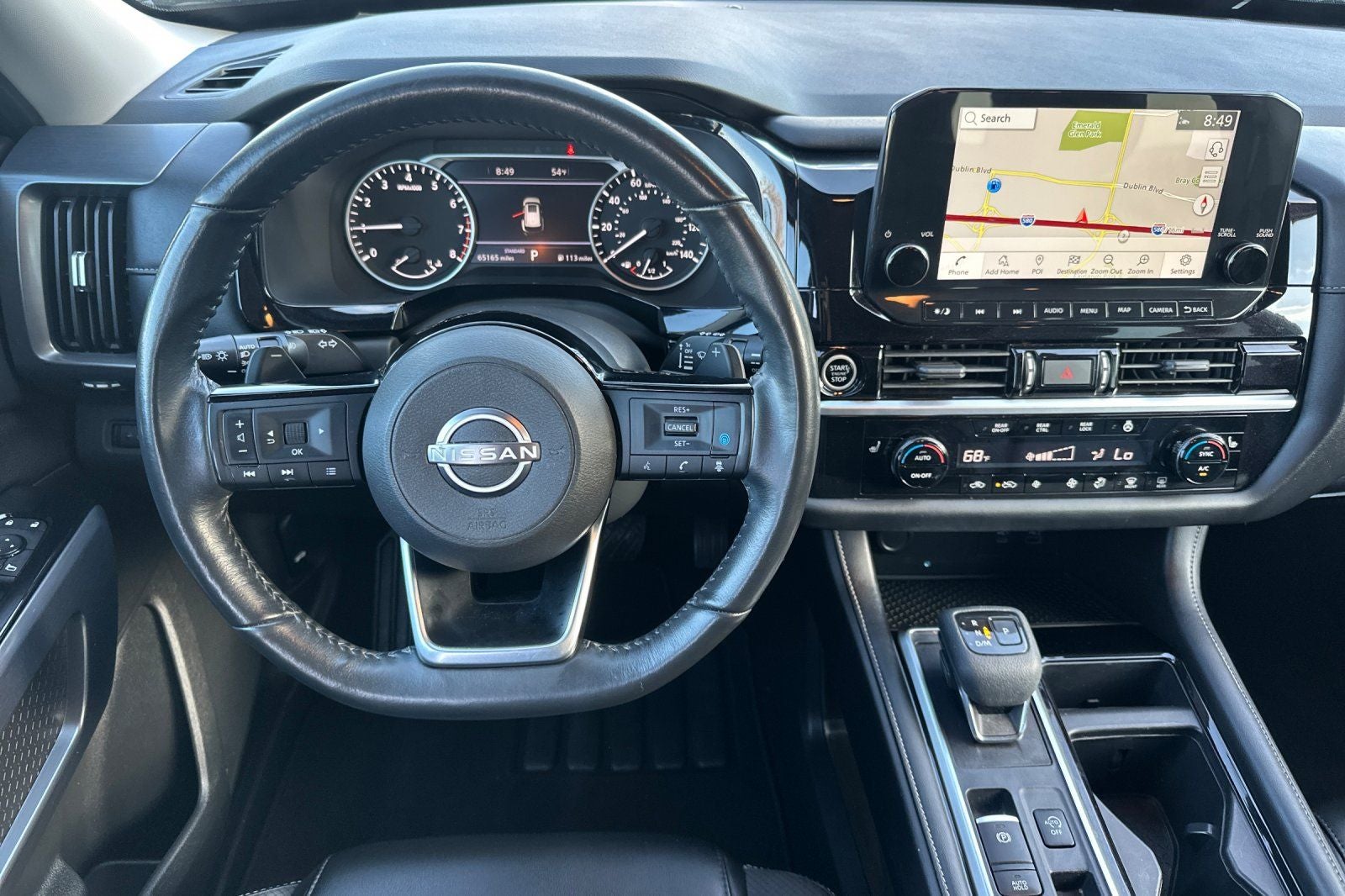 2022 Nissan Pathfinder SL