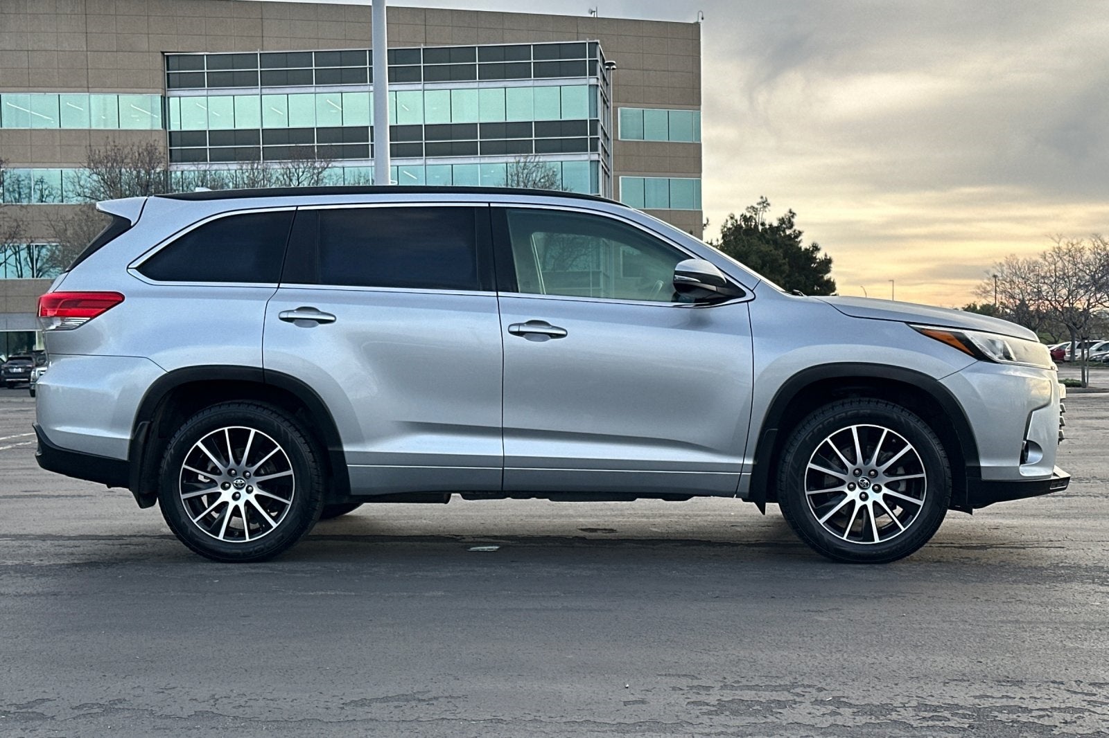 2018 Toyota Highlander SE