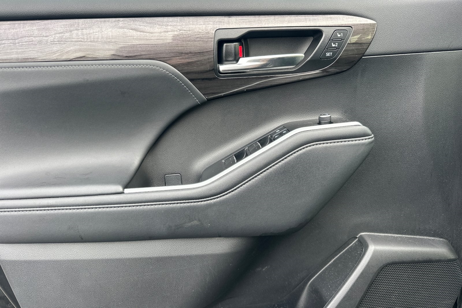 2022 Toyota Highlander Hybrid Limited