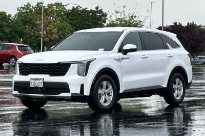 2025 Kia Sorento LX