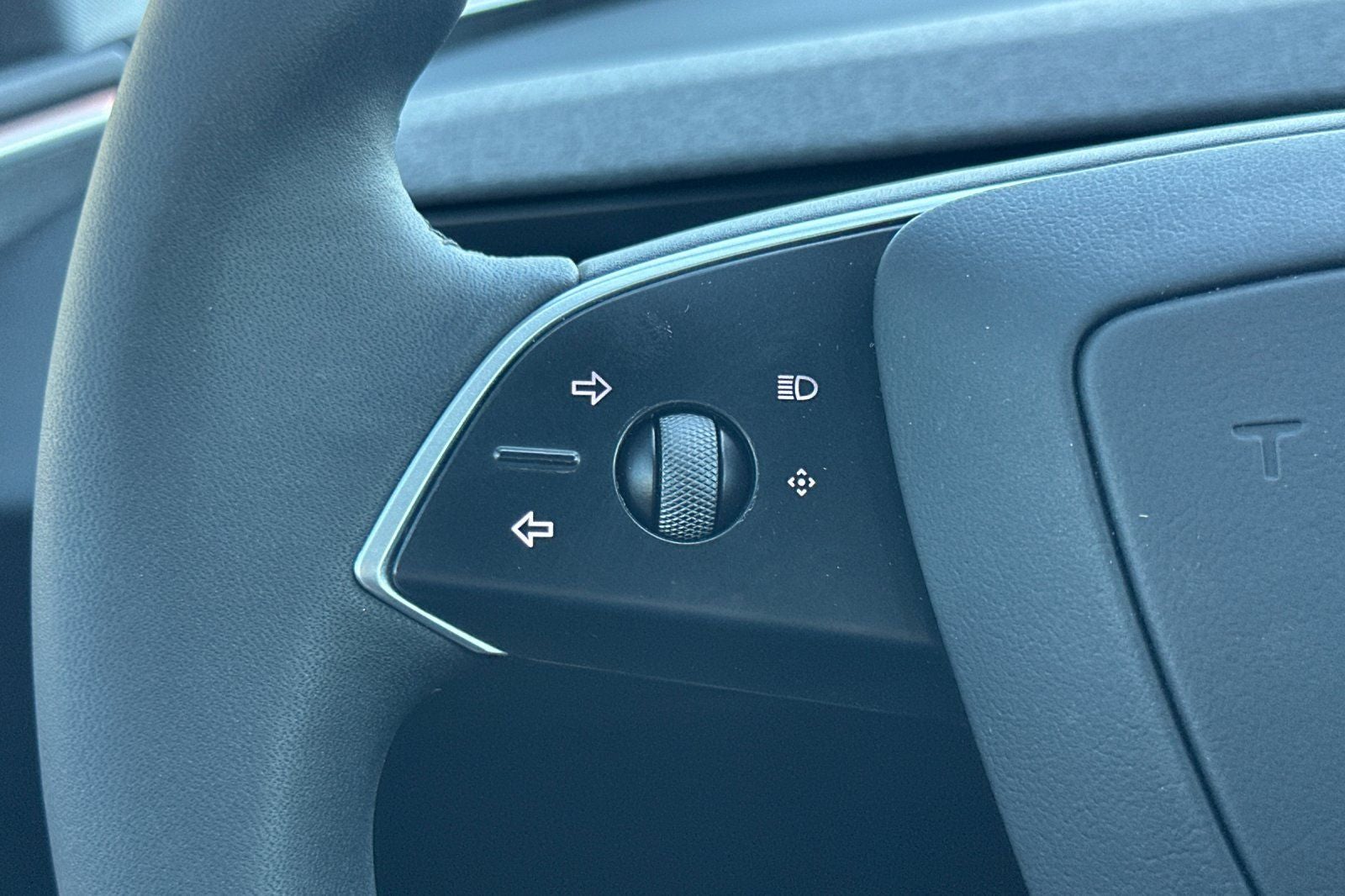 2024 Tesla Model 3 Base
