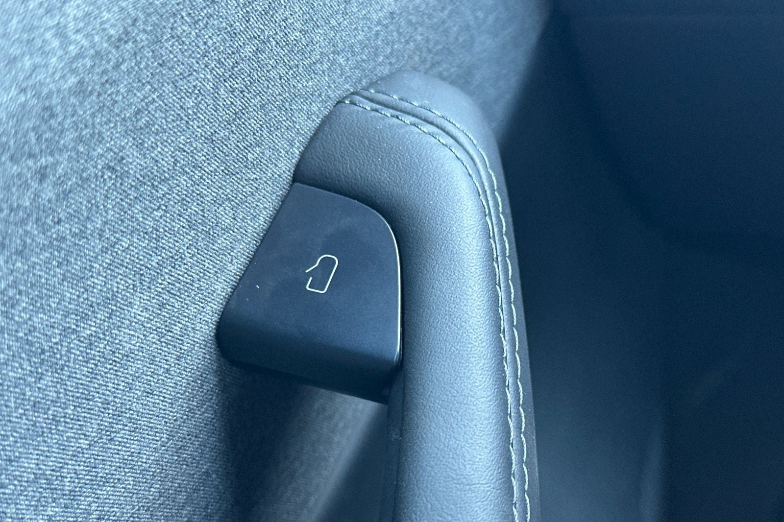 2024 Tesla Model 3 Base