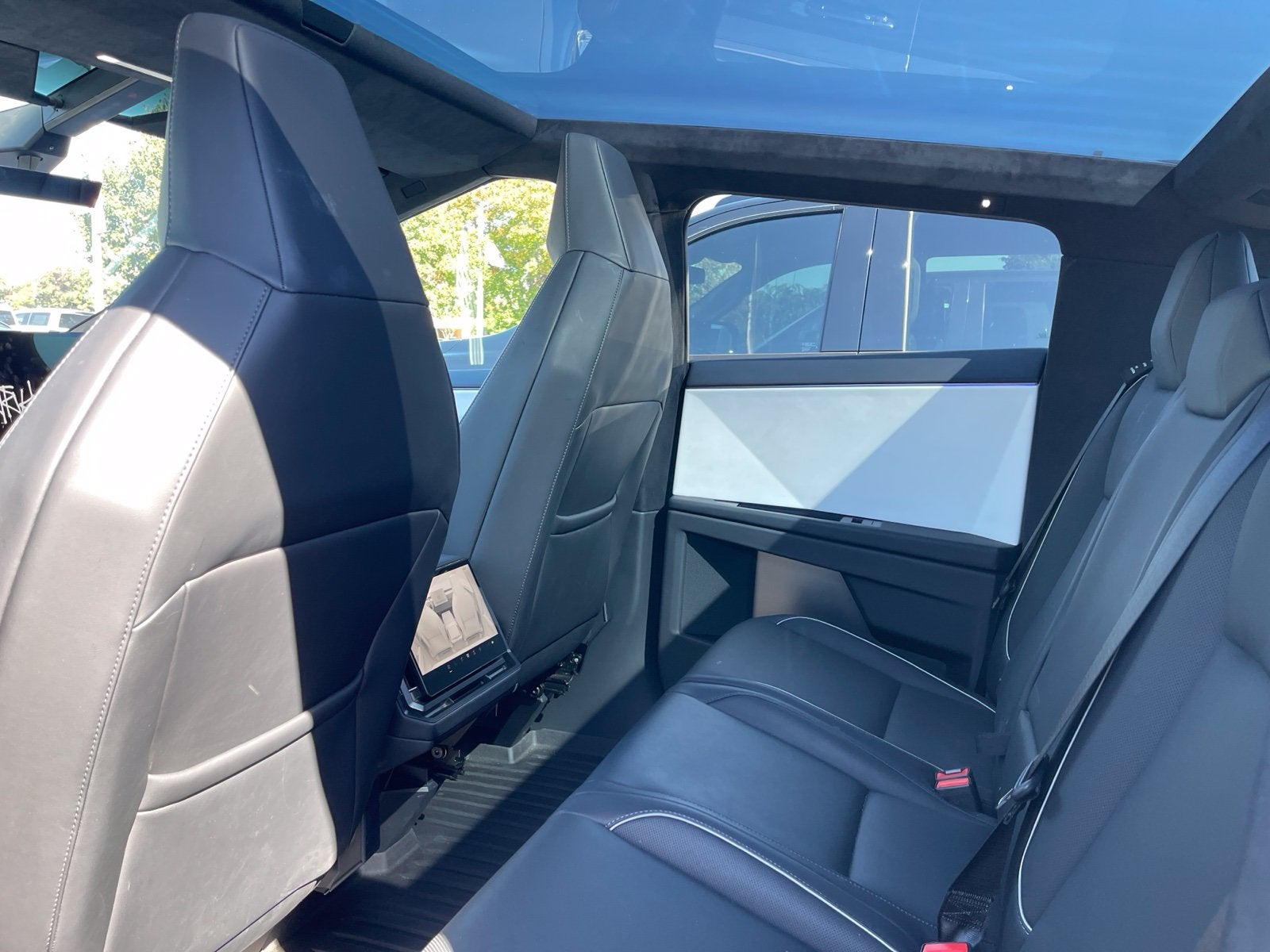 2024 Tesla Cybertruck Base