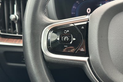 2024 Volvo S60 B5 Plus Dark Theme