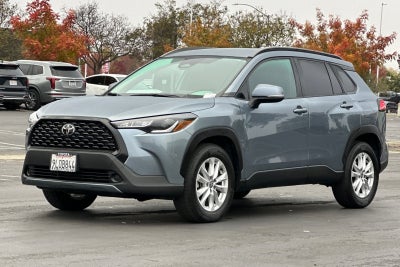 2024 Toyota Corolla Cross LE