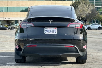 2024 Tesla Model Y Long Range