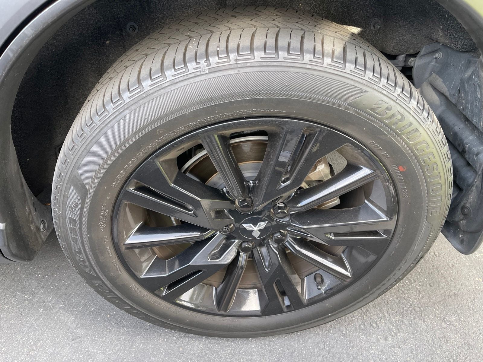2023 Mitsubishi Eclipse Cross LE