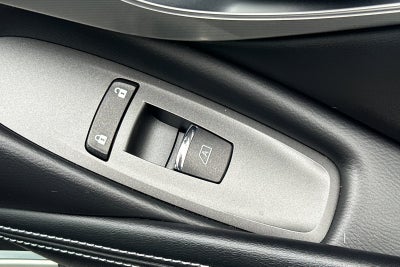 2022 INFINITI Q60 LUXE