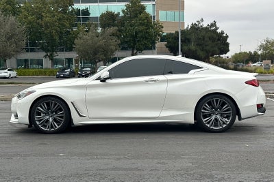 2022 INFINITI Q60 LUXE
