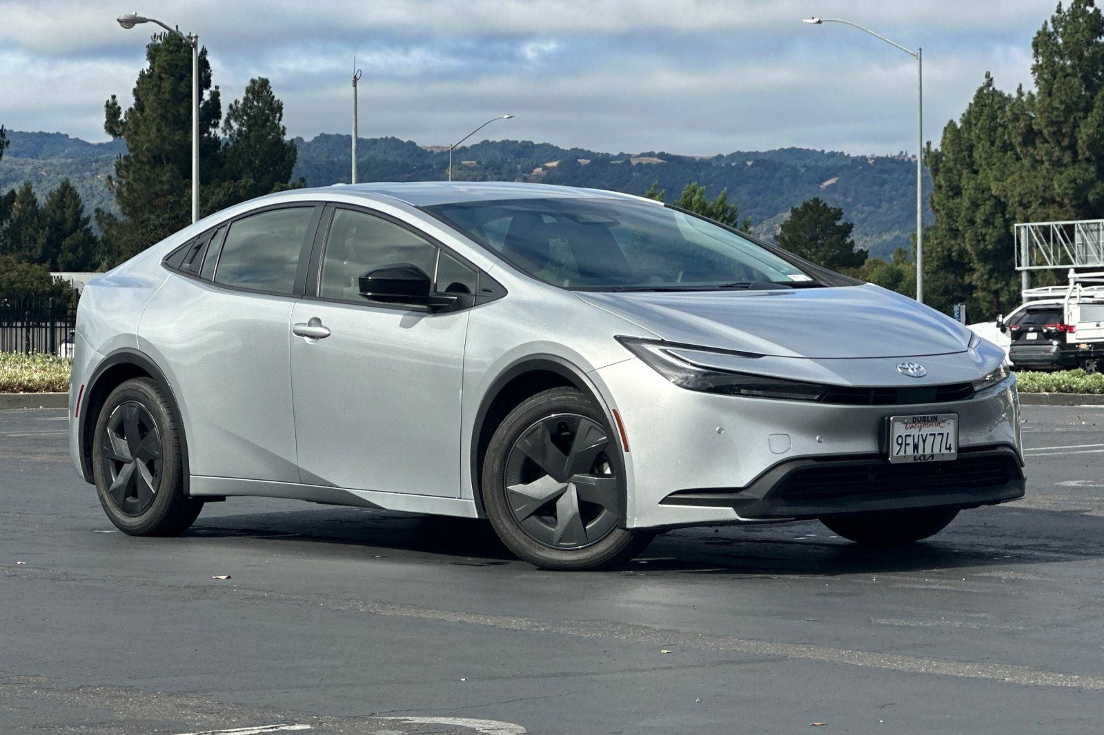 2023 Toyota Prius LE