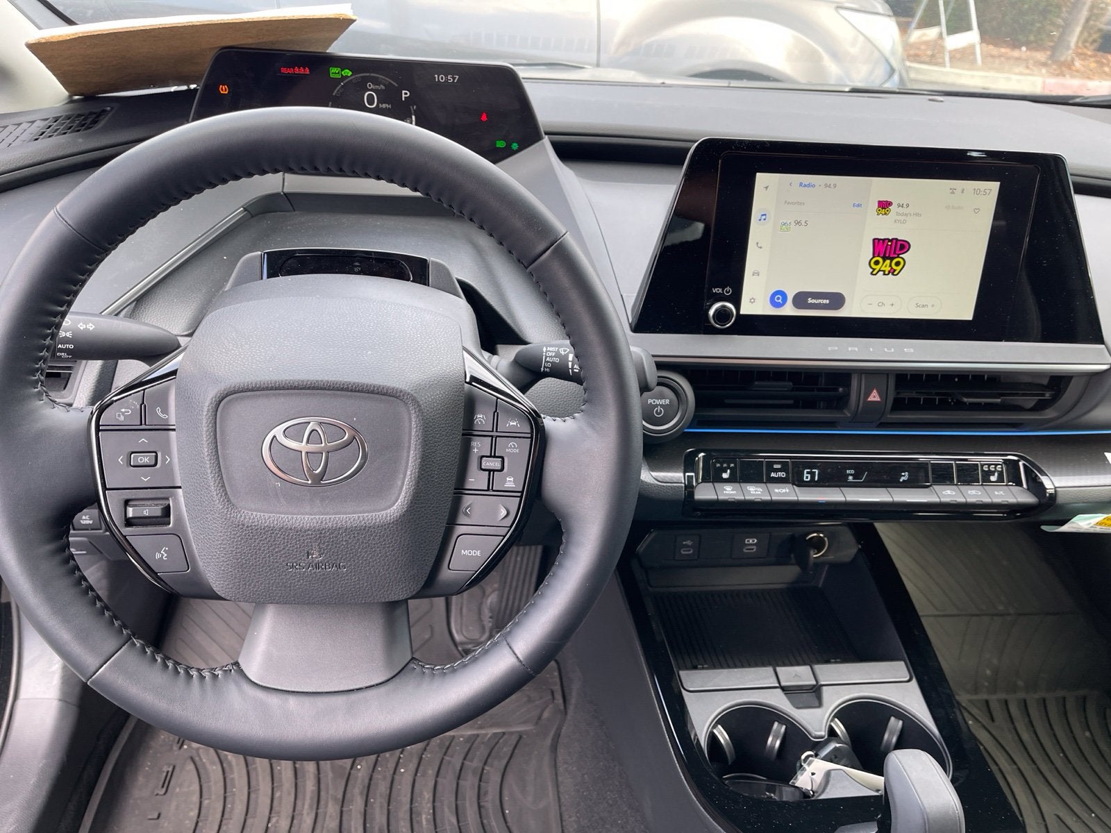 2026 Toyota Prius Plug-In Hybrid SE