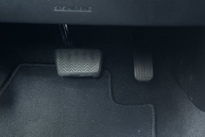 2021 Toyota Prius LE