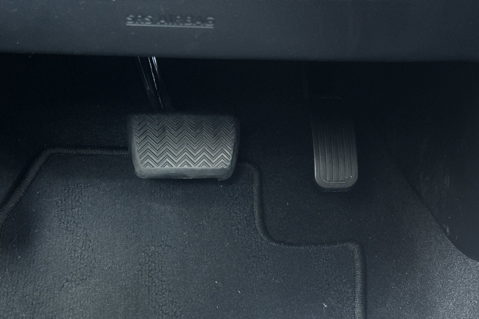 2021 Toyota Prius LE