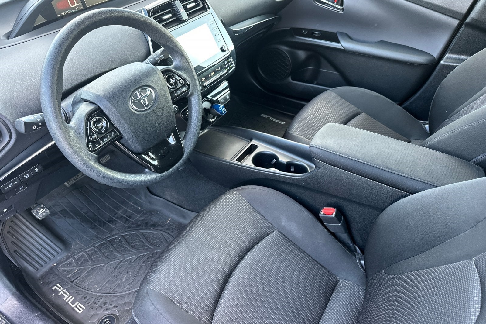 2020 Toyota Prius LE