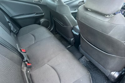 2020 Toyota Prius LE