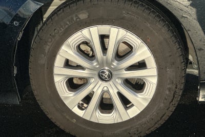 2020 Toyota Prius LE