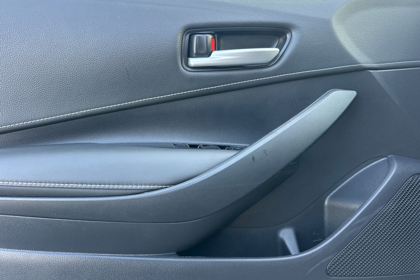 2022 Toyota Corolla Hatchback SE