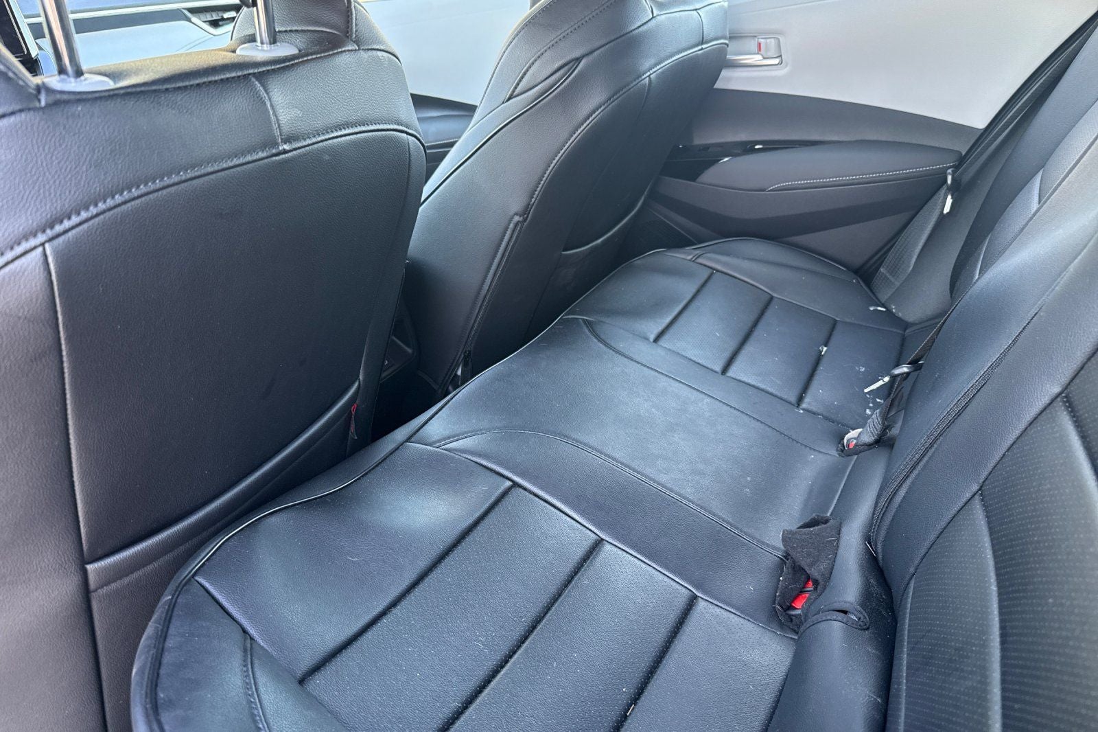 2025 Toyota Corolla Hatchback SE