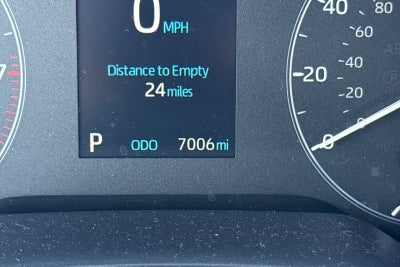 2025 Toyota Corolla Hatchback SE