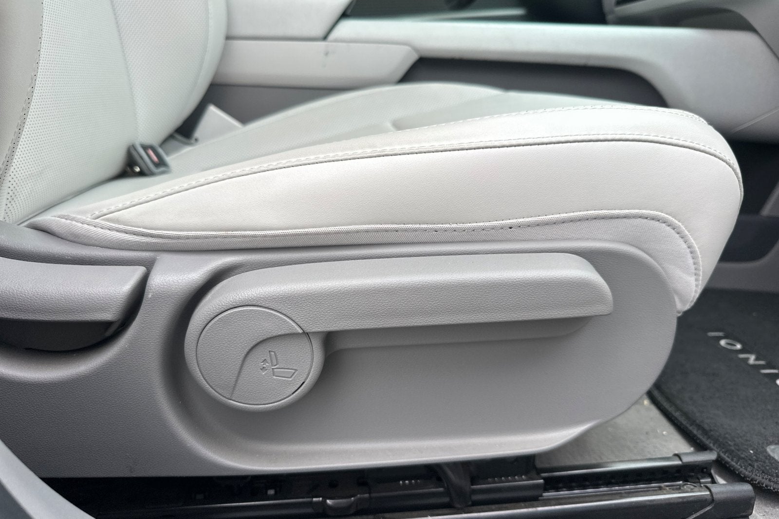 2023 Hyundai IONIQ 6 SEL