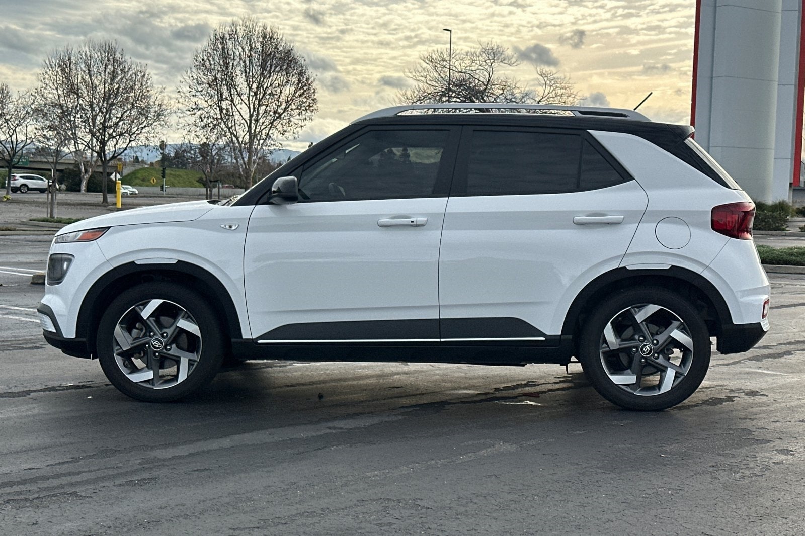 2023 Hyundai Venue Limited