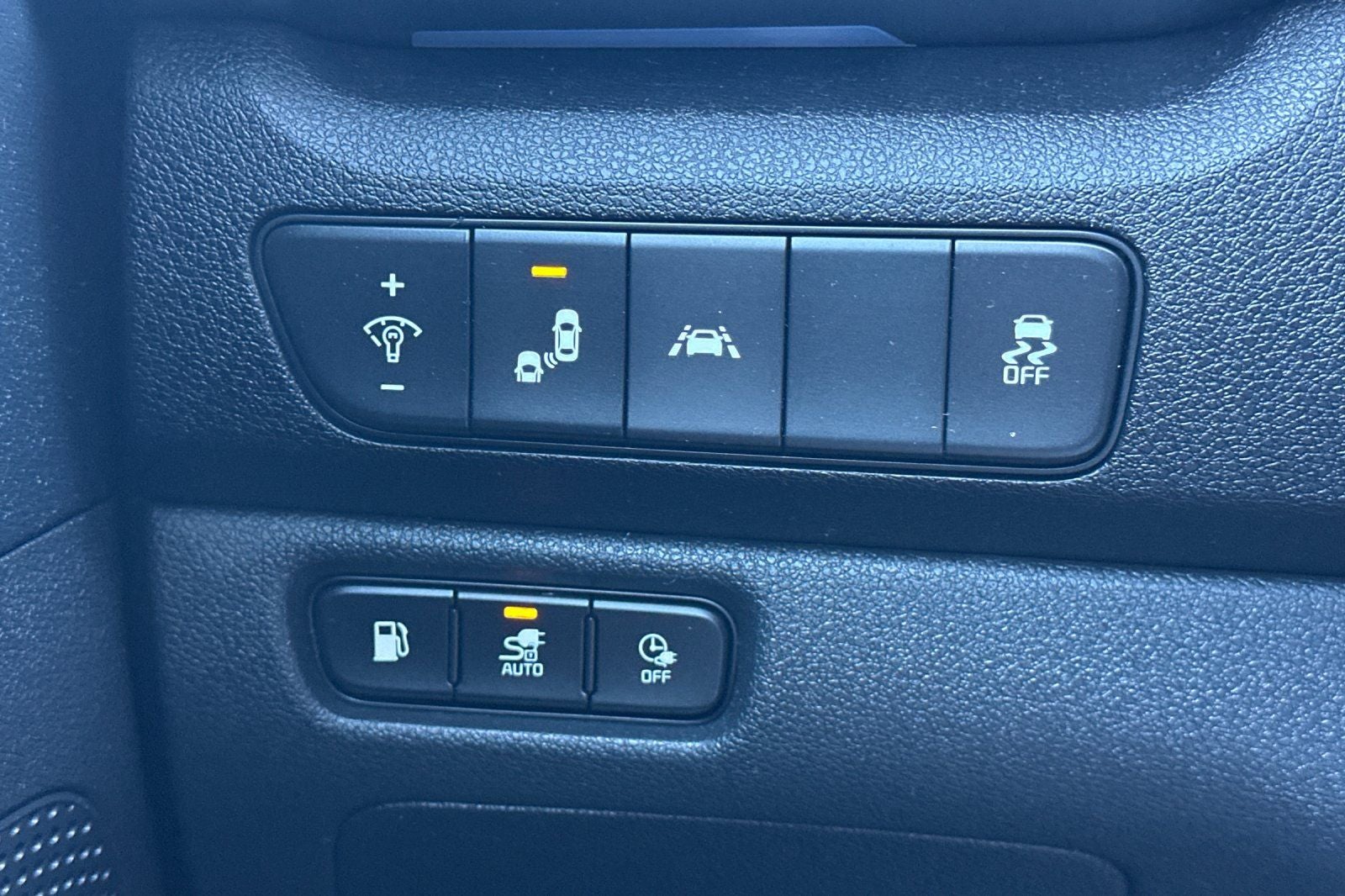 2022 Kia Niro Plug-In Hybrid LXS