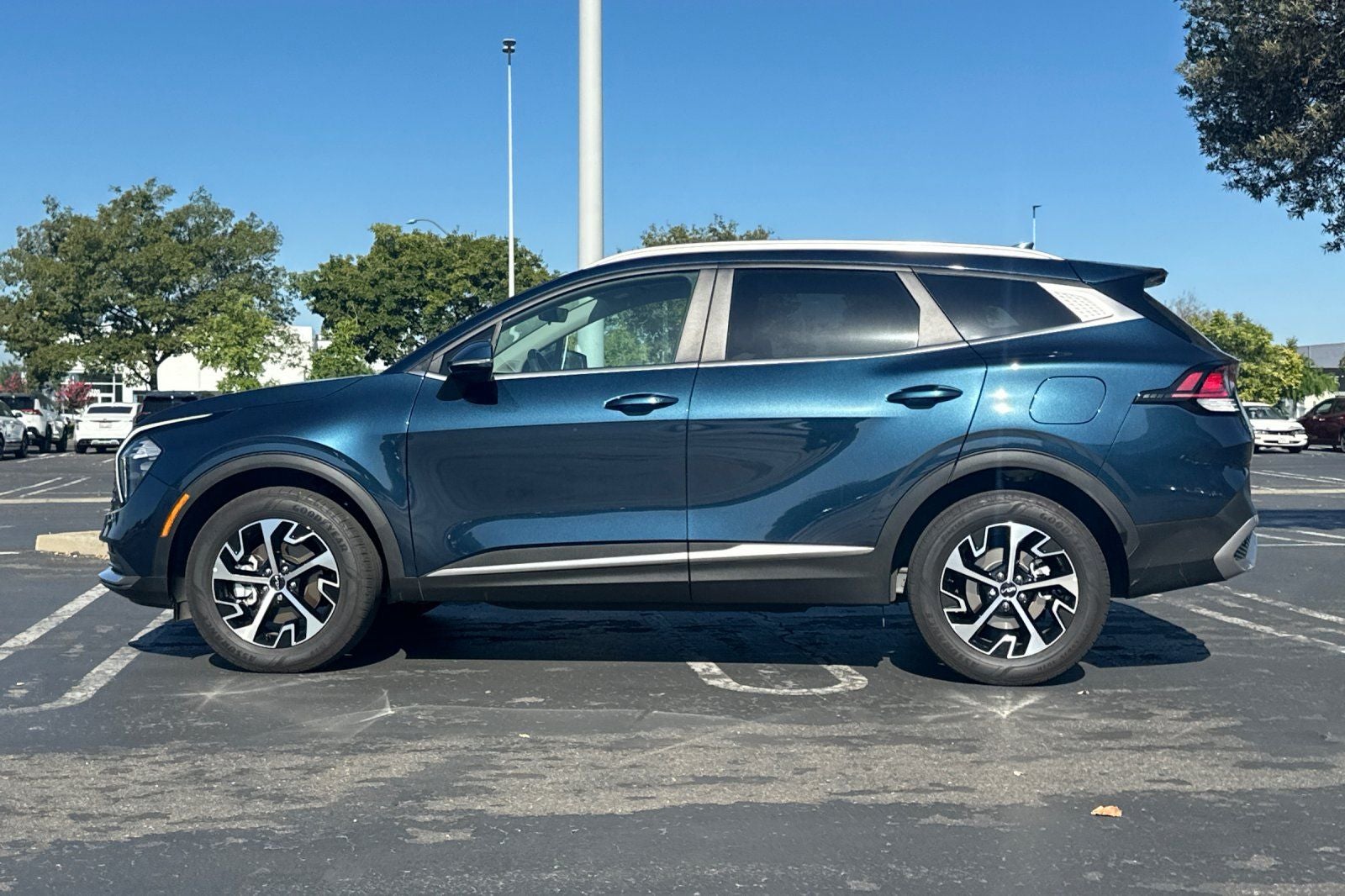 2023 Kia Sportage Hybrid EX