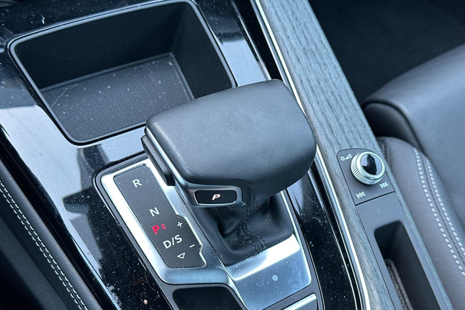 2022 Audi A4 45 S line Premium Plus quattro