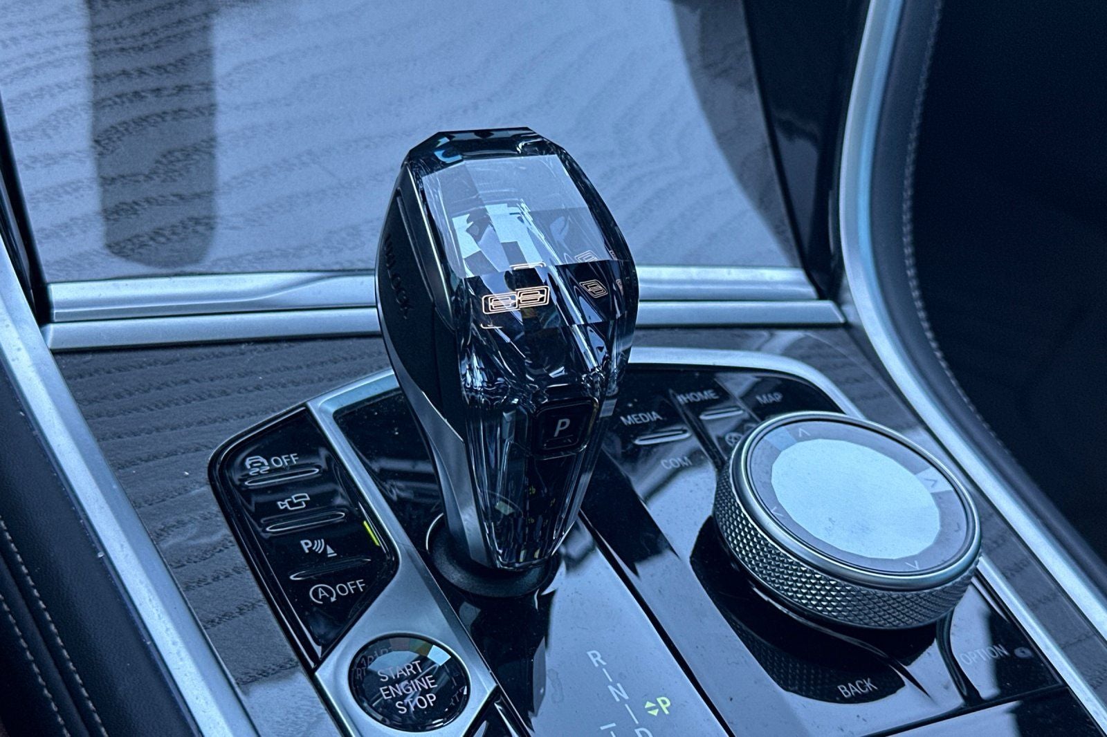 2024 BMW 8 Series 840