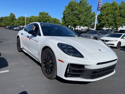 2025 Porsche Panamera Base